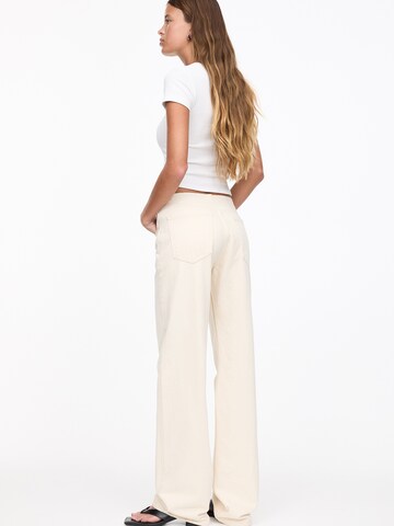 Wide leg Jeans di Pull&Bear in beige