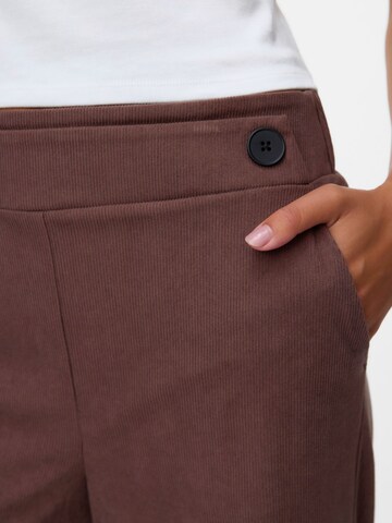 VERO MODA - regular Pantalón en marrón