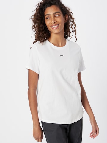 T-shirt Nike Sportswear en blanc : devant