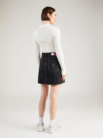Tommy Jeans Skirt in Black