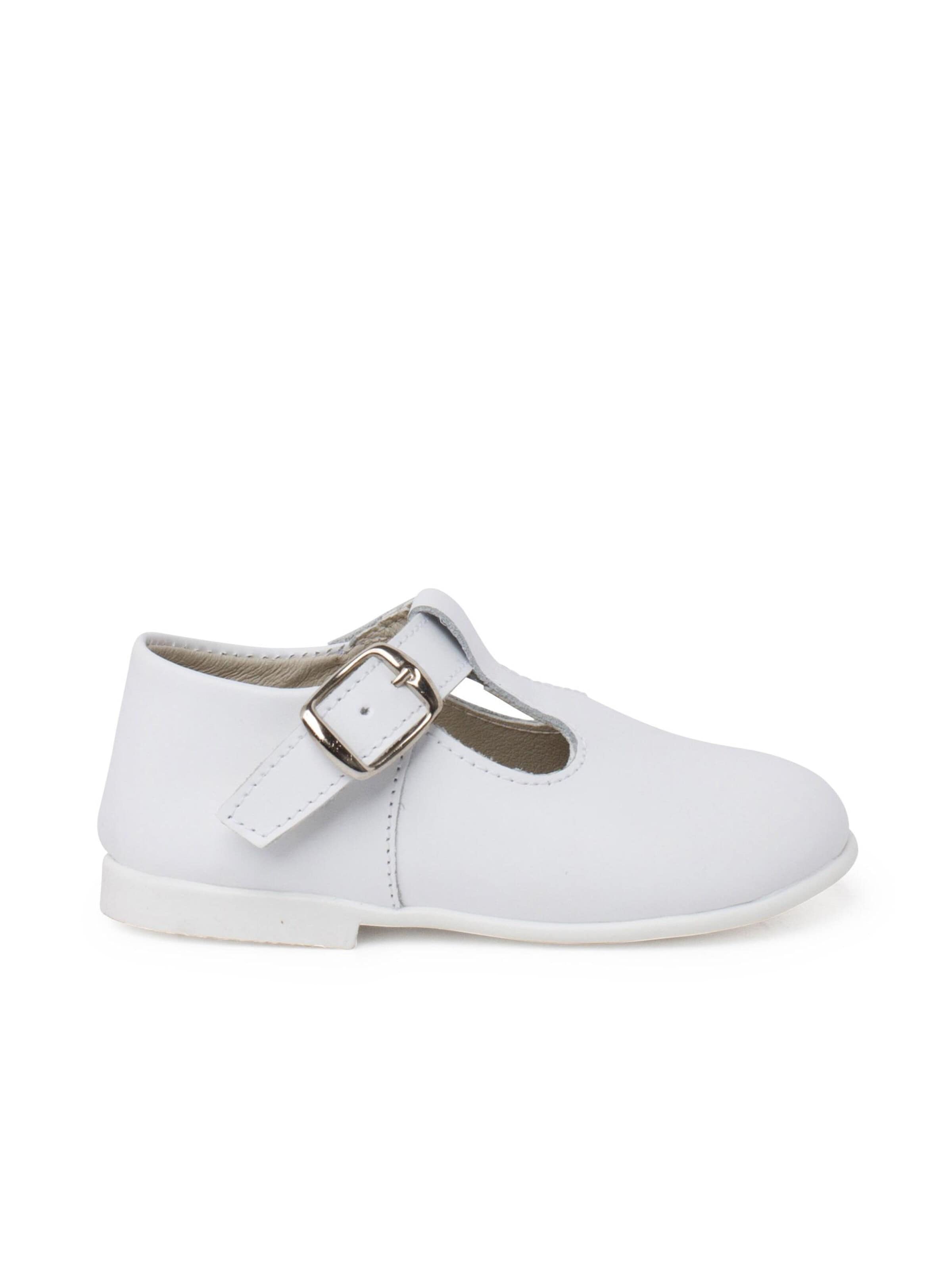 Chaussure basse Pisamonas en blanc