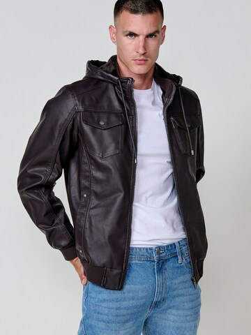 KOROSHI Übergangsjacke in Braun