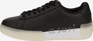 a.soyi Sneakers in Black: front