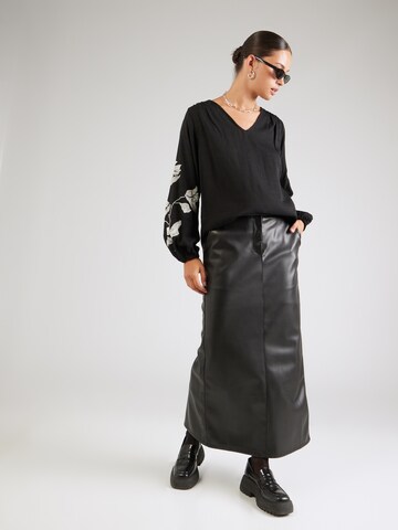 Fransa - Blusa 'FR Harbo' em preto