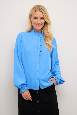 Cream Blouse 'Venea' in Blauw: voorkant