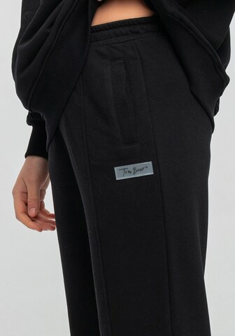 Survêtements Tom Barron en noir