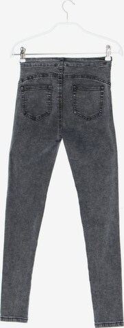 UNBEKANNT Jeans in 25-26 in Grey
