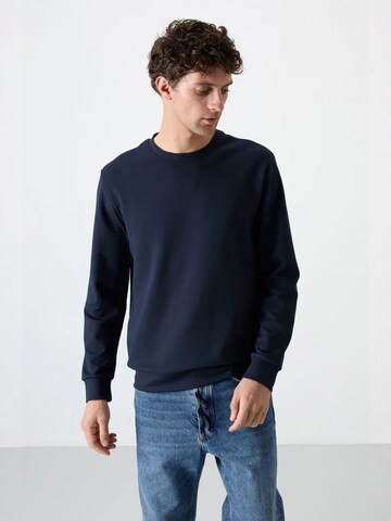 Tommy Life Sweatshirt in Blue