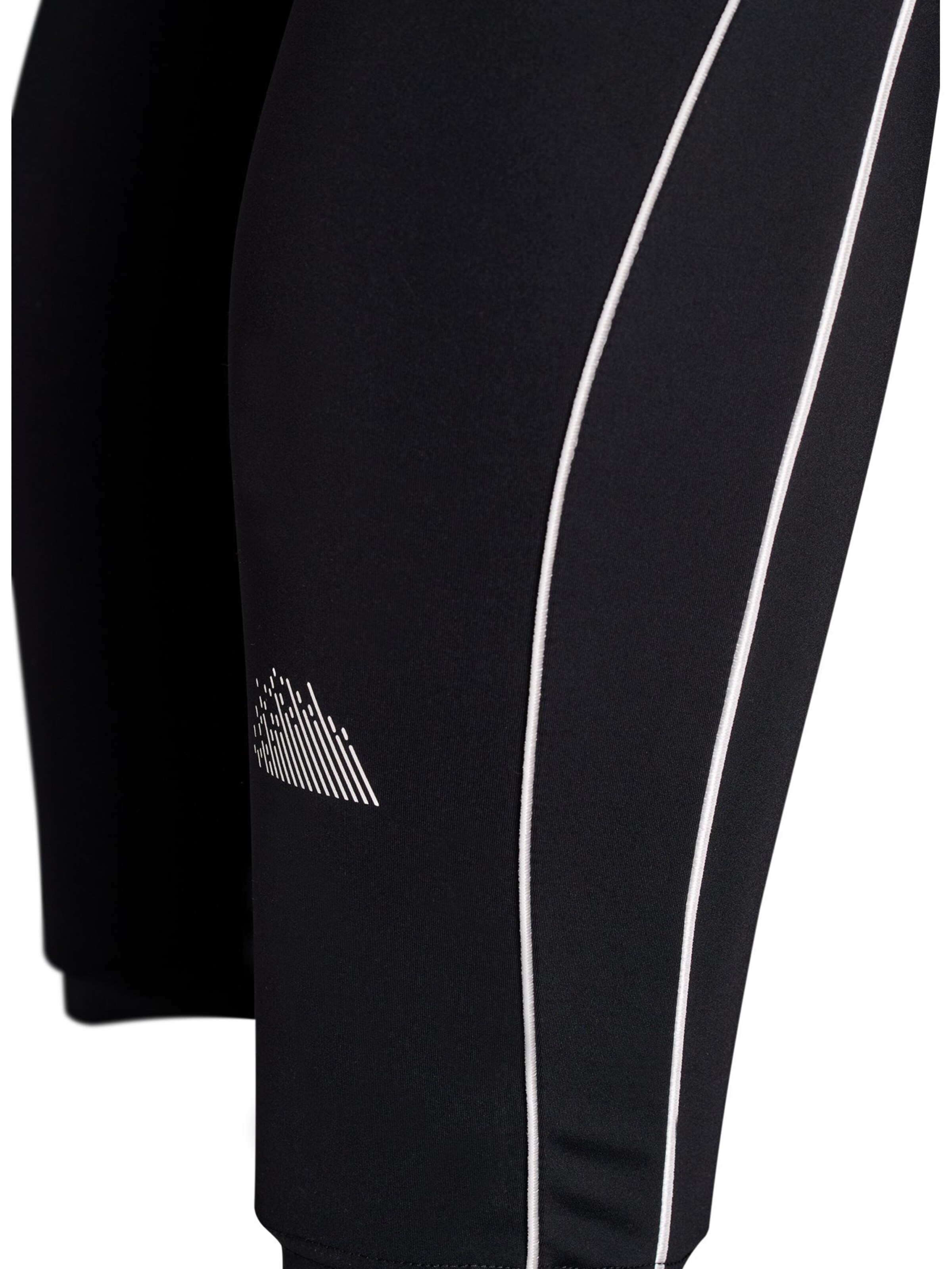 Active by Zizzi Скинни Спортивные штаны 'Ananna' в Черный