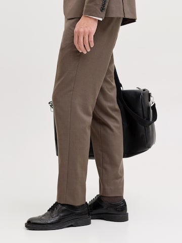 Coupe slim Pantalon à plis 'JPRSOLARIS' JACK & JONES en marron