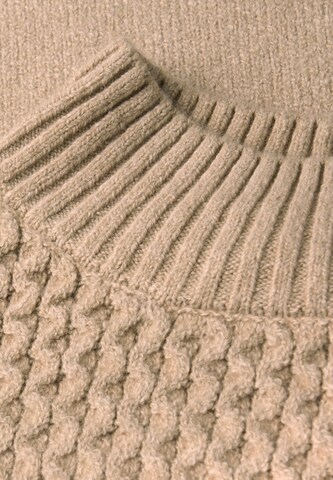 STREET ONE Sweater in Beige