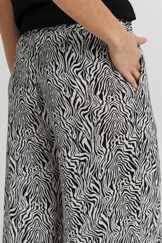 ICHI - Pierna ancha Pantalón 'MARRAKECH' en beige