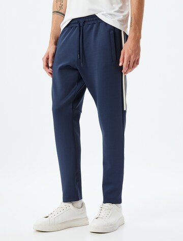 Koton Tapered Hose in Blau: Vorderseite