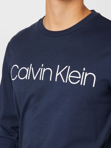 Calvin Klein - Ajuste regular Camiseta en azul