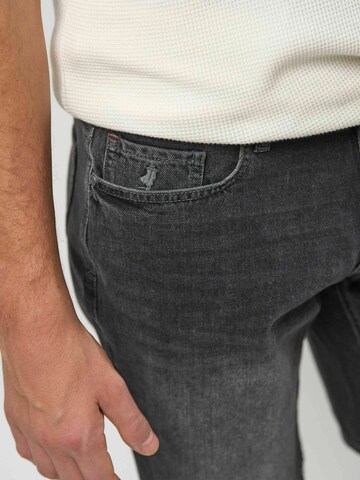 MCS Szabványos Nadrág ' MCClyde ' - fekete