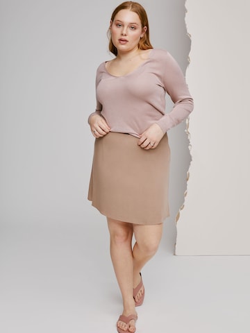 Pullover 'Mara' di A LOT LESS in rosa