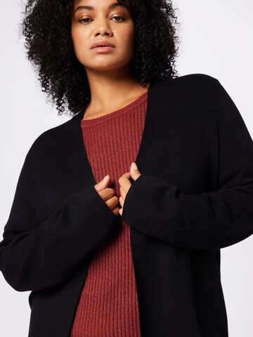 Vero Moda Curve Knit Cardigan 'GOLD NEEDLE' in Black