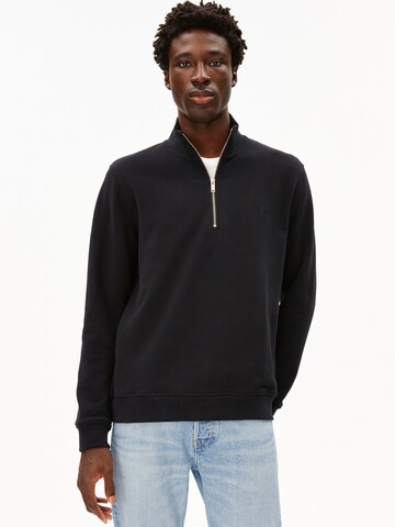 ARMEDANGELS Sweatshirt in Black: front