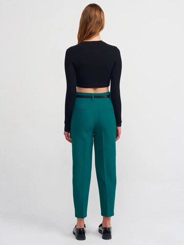 regular Pantaloni di Dilvin in verde