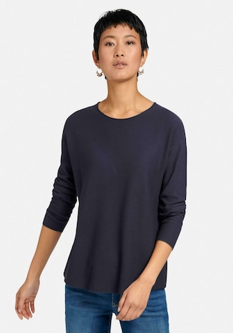 Peter Hahn Sweater in Blue: front