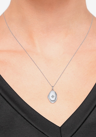s.Oliver Necklace 'Medaillon' in Silver: front