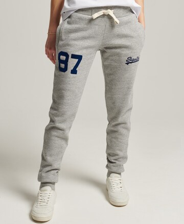 Superdry Loose fit Workout Pants 'Vintage Logo College' in Grey: front