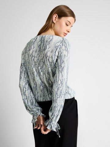 TOM TAILOR DENIM Bluse in Grau