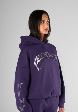 Felicious Sweatshirt in Purple