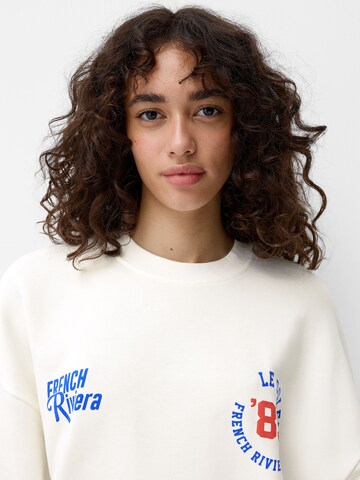 Bershka Sweatshirt in White