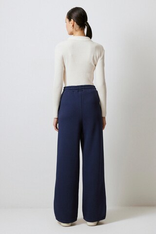 Regular Pantalon chino Touche Prive en bleu