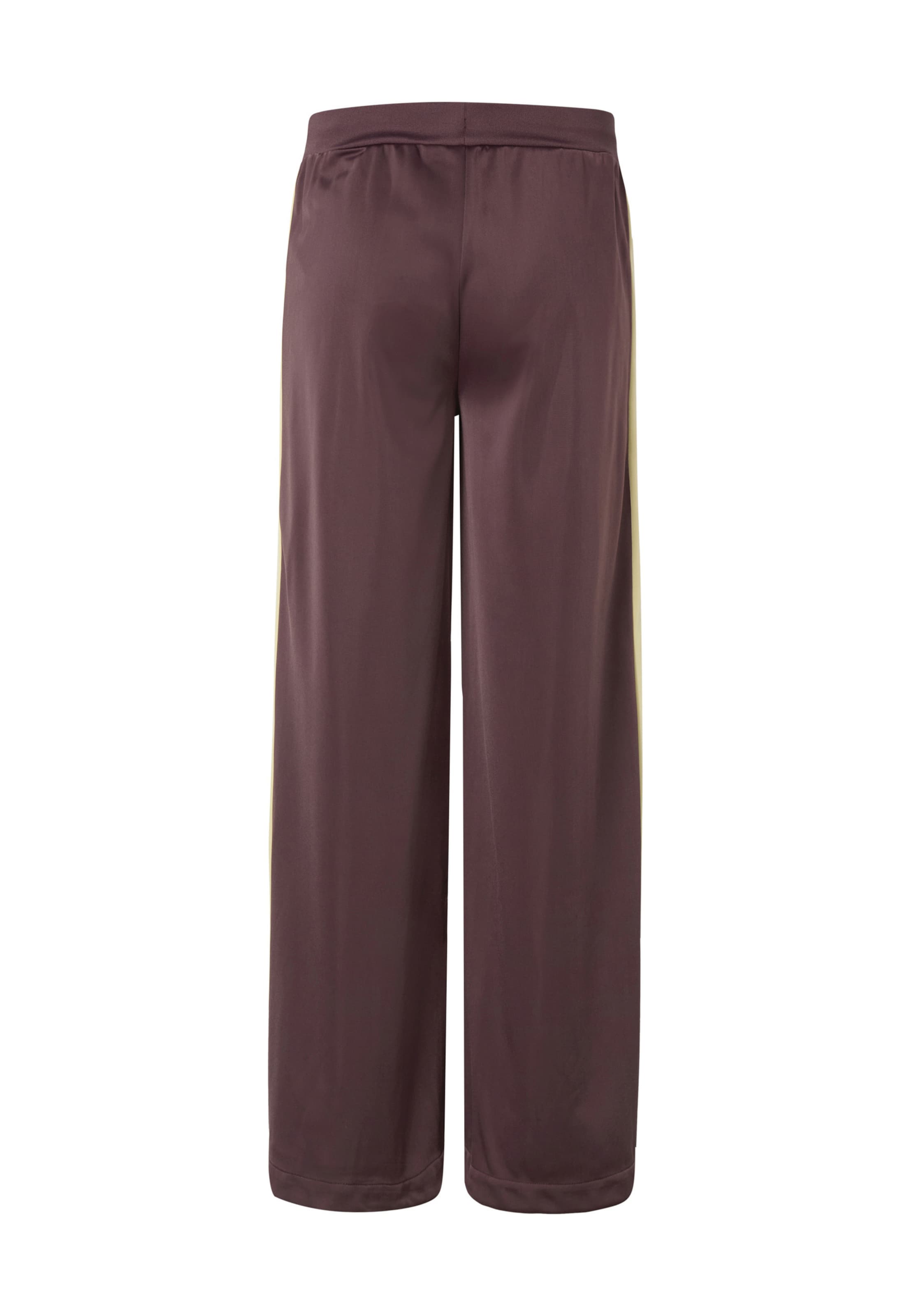 Sergio Tacchini Regular Trousers in Purple: back