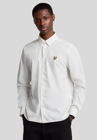 Coupe regular Chemise ' Bamboo' Lyle & Scott en blanc : devant