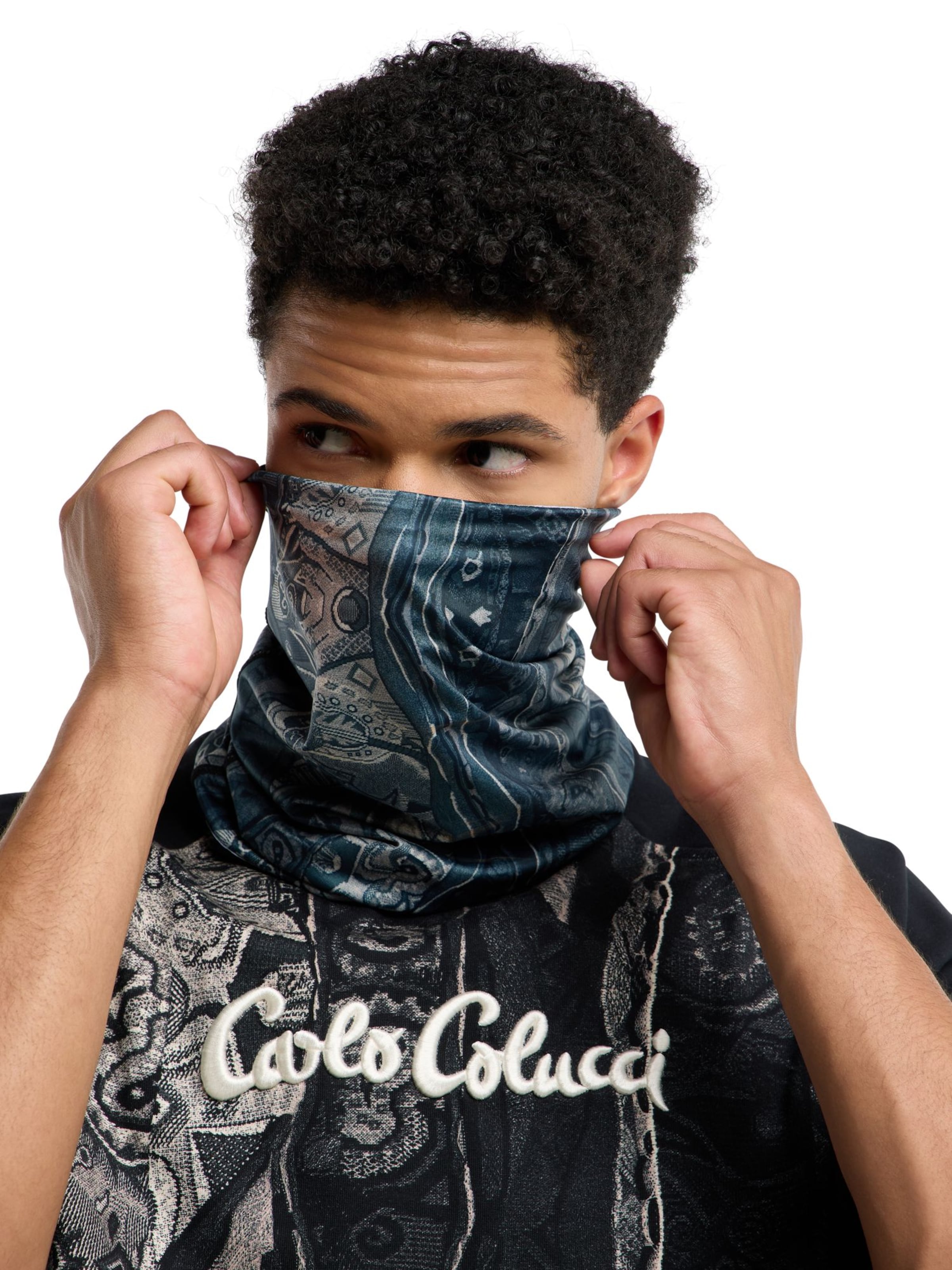 Carlo Colucci Loop scarf 'Fabbro' in Black