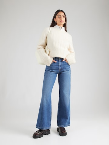 TOMMY HILFIGER Zvonové kalhoty Džíny – modrá