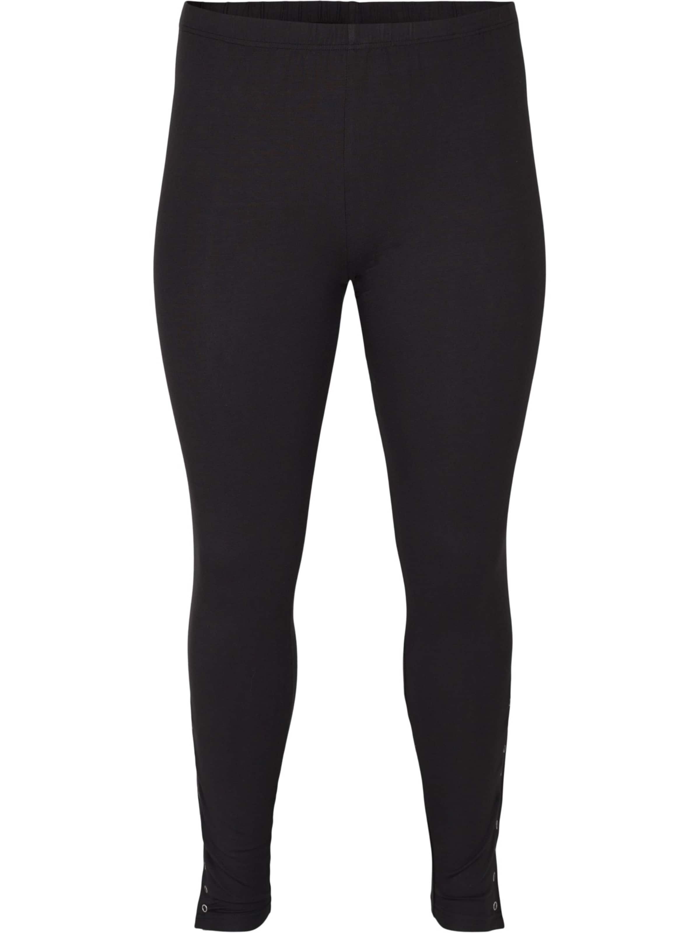 Zizzi Skinny Fit Клин в черно: отпред