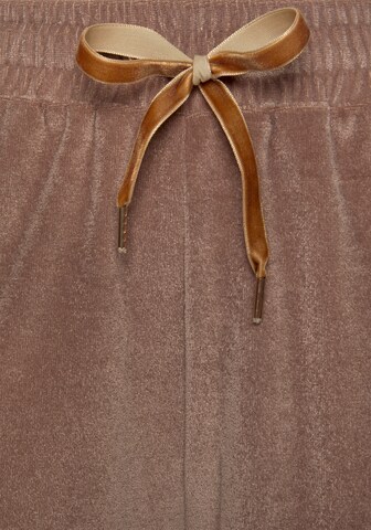 LASCANA Loungewear in Brown