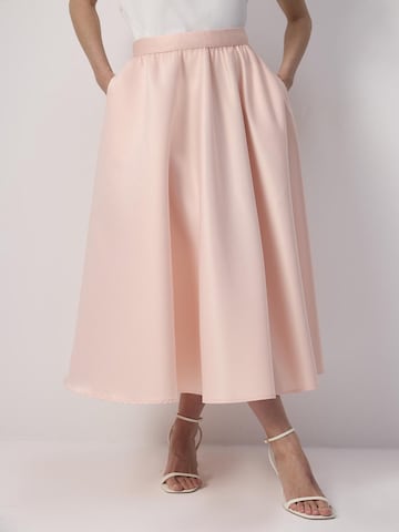Touche Prive Skirt in Pink