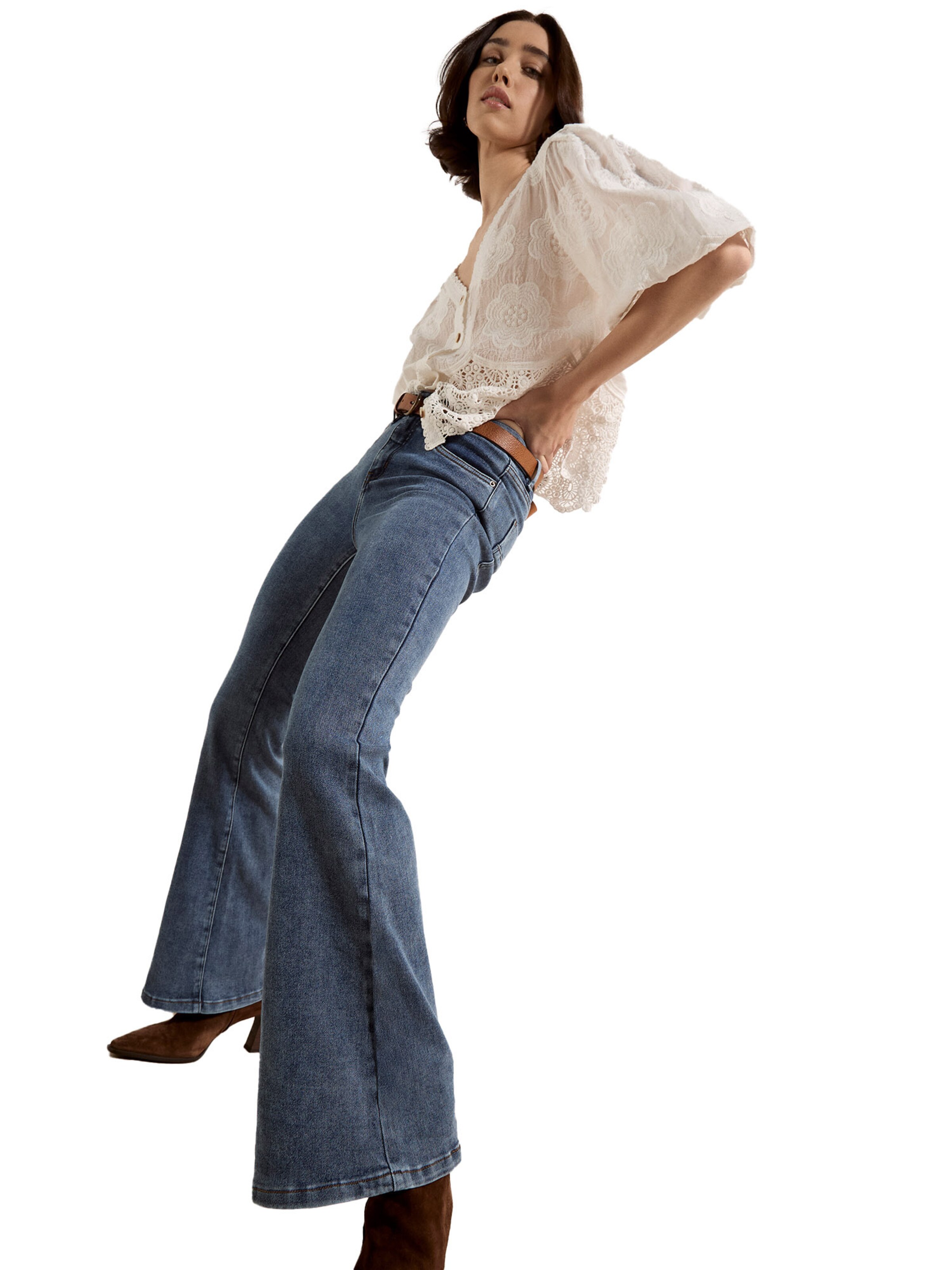 évasé Jean Apricot en bleu