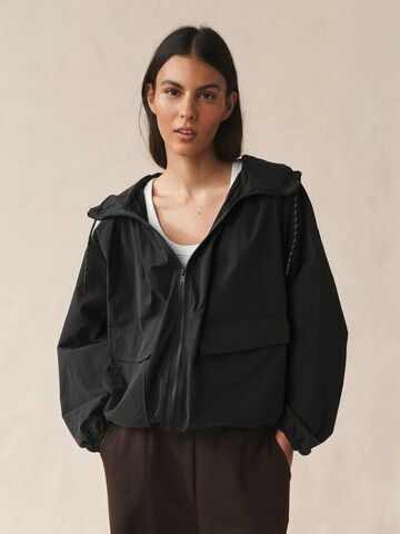 Next Prehodna jakna | črna barva