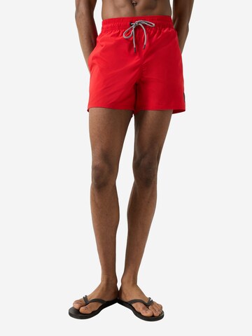 Bogner Fire + Ice Badeshorts in Rot: Vorderseite