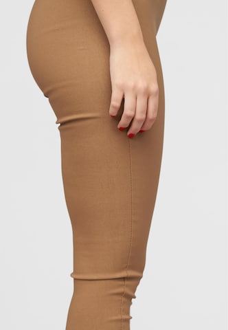 Cloud5ive Regular Leggings in Braun