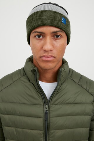 BLEND - Gorros 'Earl' em mistura de cores: frente