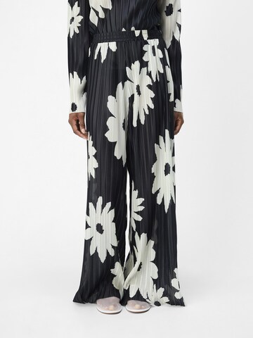 OBJECT Loose fit Trousers in Black: front