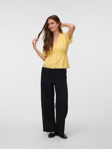 VERO MODA - Blusa 'VMDea' en amarillo