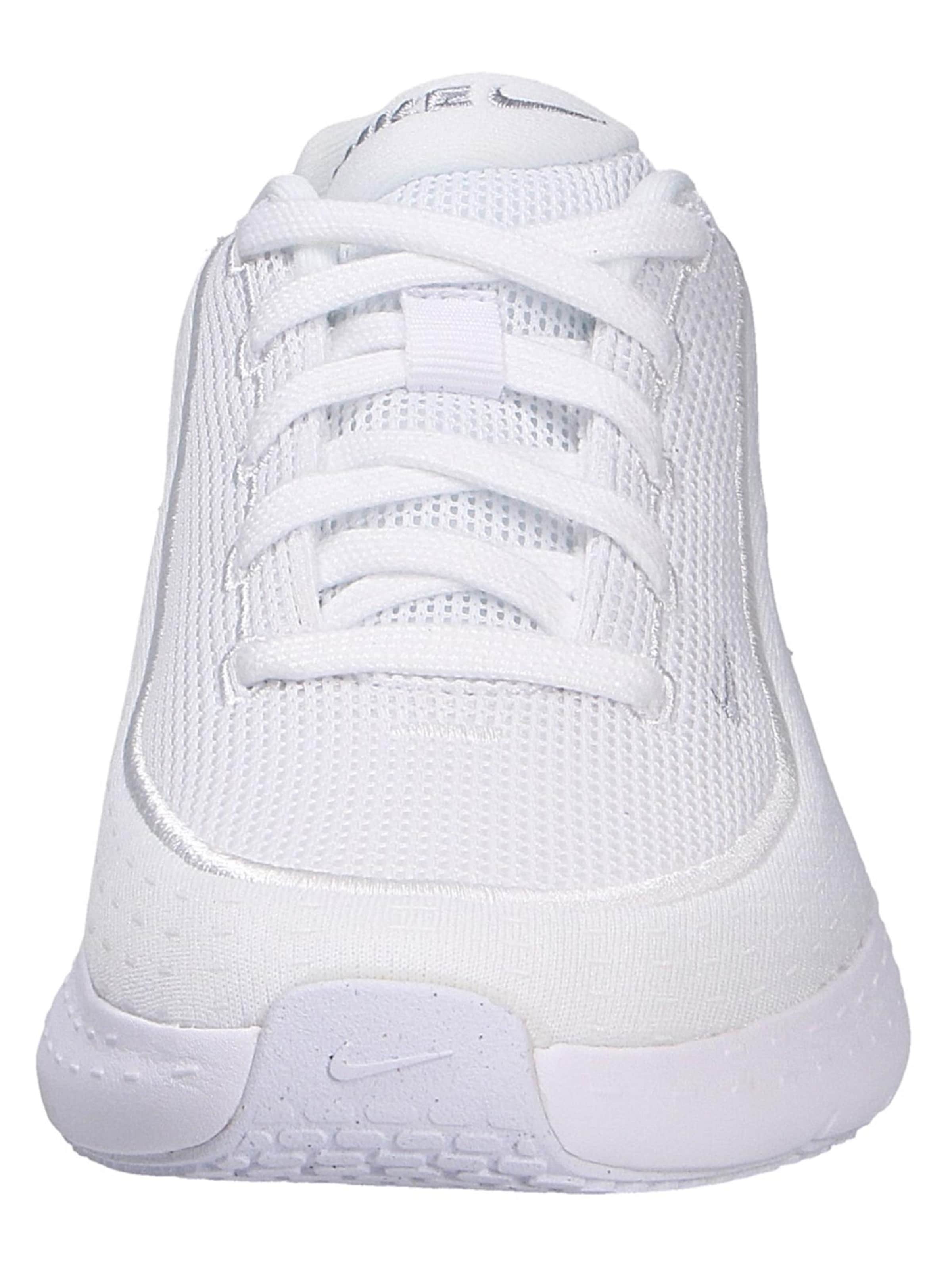 Baskets basses 'UPLIFT SC' NIKE en blanc