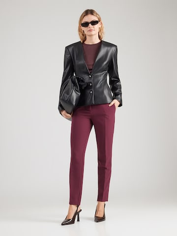 Slimfit Pantaloni cu dungă 'Hedima-1' de la HUGO pe roșu