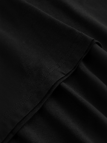 Top ' N-Maple ' de la Noella pe negru