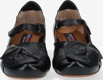 Everybody Ballet Flats with Strap in Black