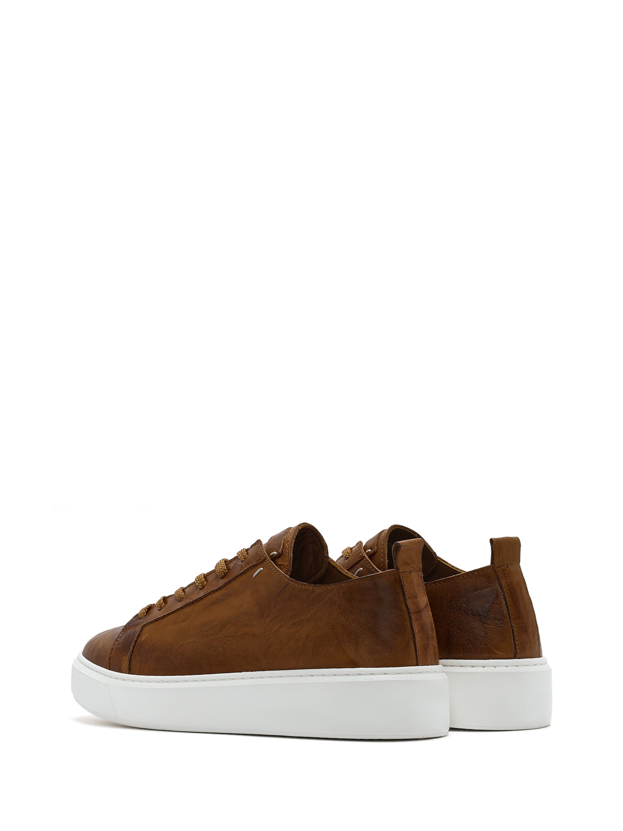 Sneaker bassa di Derimod in marrone