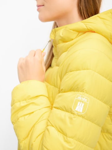 Derbe Jacke 'Lightby' in Gelb